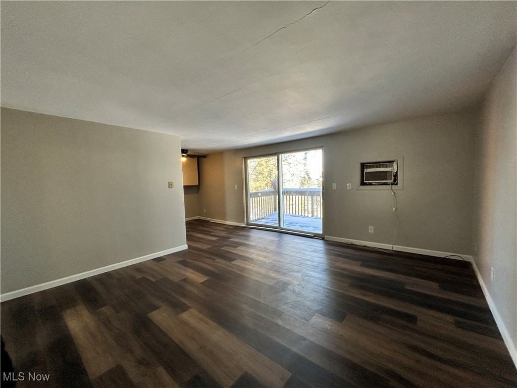 98 View St Apt 2 #2 - Photo 2 of 10