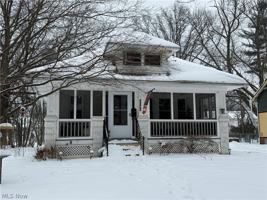 featured image of 3842 Parkdale Rd