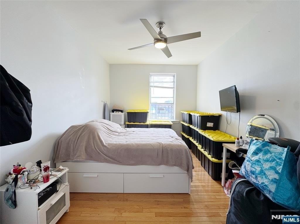 101 73rd St - Photo 6 of 21