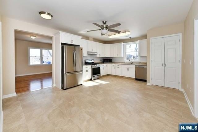 398 Franklin Ave - Photo 2 of 15