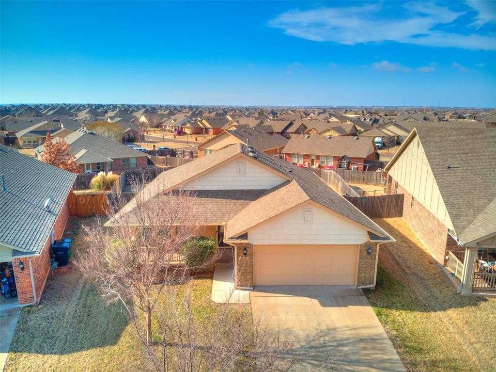 2809 Nw 186th Ter - Photo 6 of 45