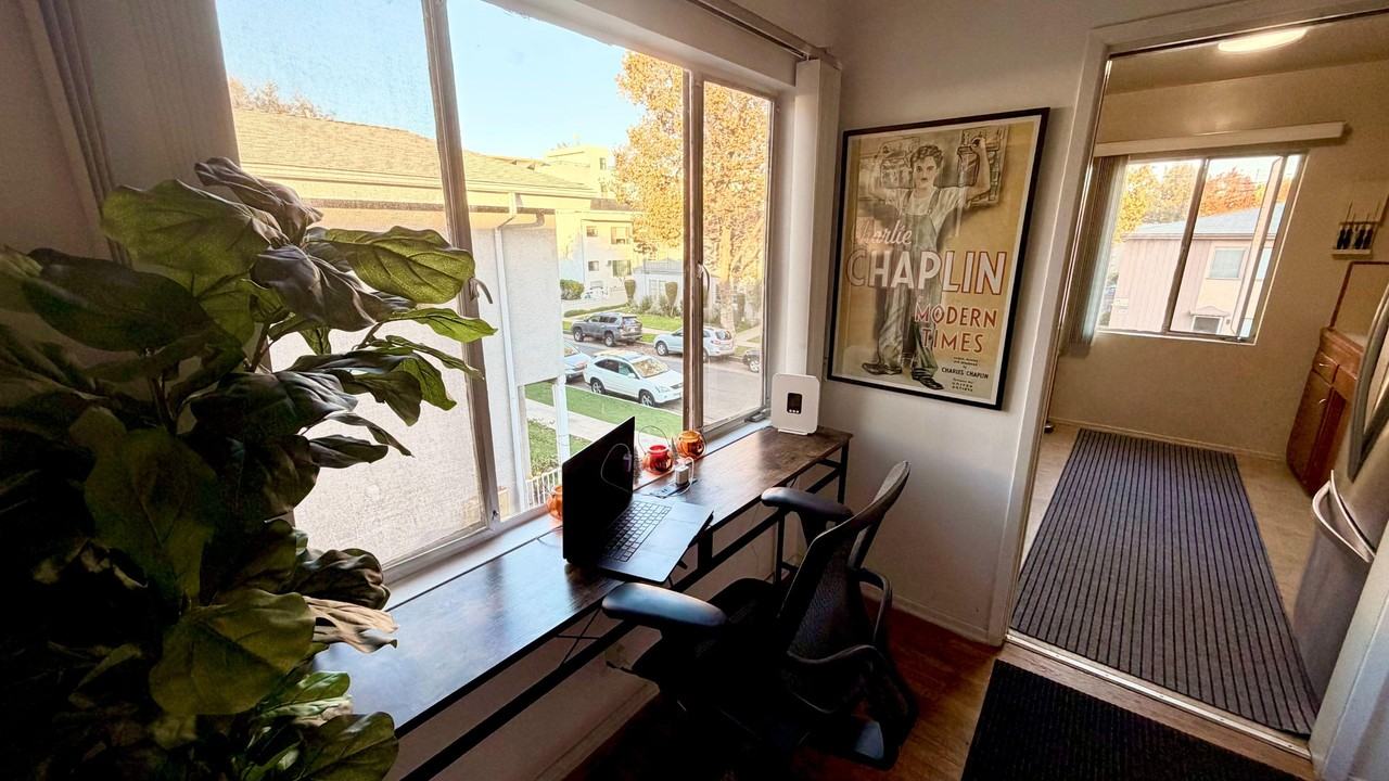 Glenville Dr - Photo 7 of 15