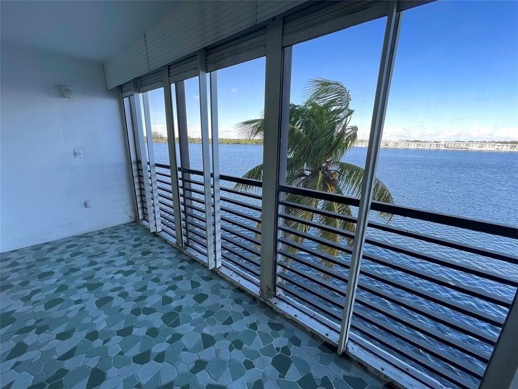 1175 Ne Miami Gardens Dr #405 - Photo 3 of 44