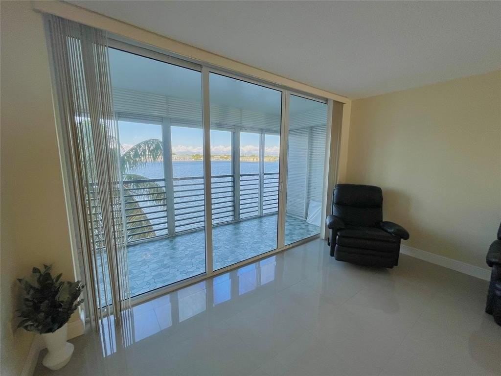 1175 Ne Miami Gardens Dr #405 - Photo 4 of 44