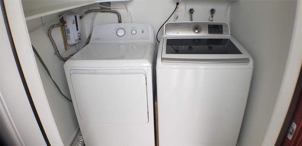 9609 Nw 81st Mnr - Photo 6 of 21