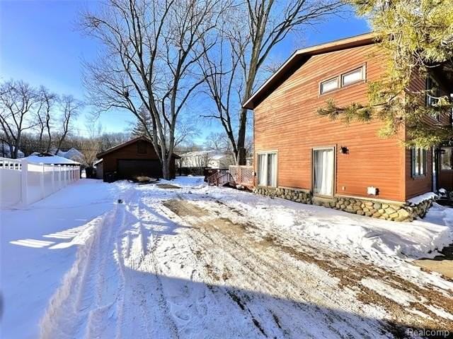 3224 Mc Comb St - Photo 3 of 6