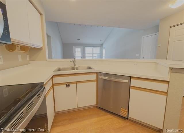 1341 Millbrook Trl - Photo 3 of 29