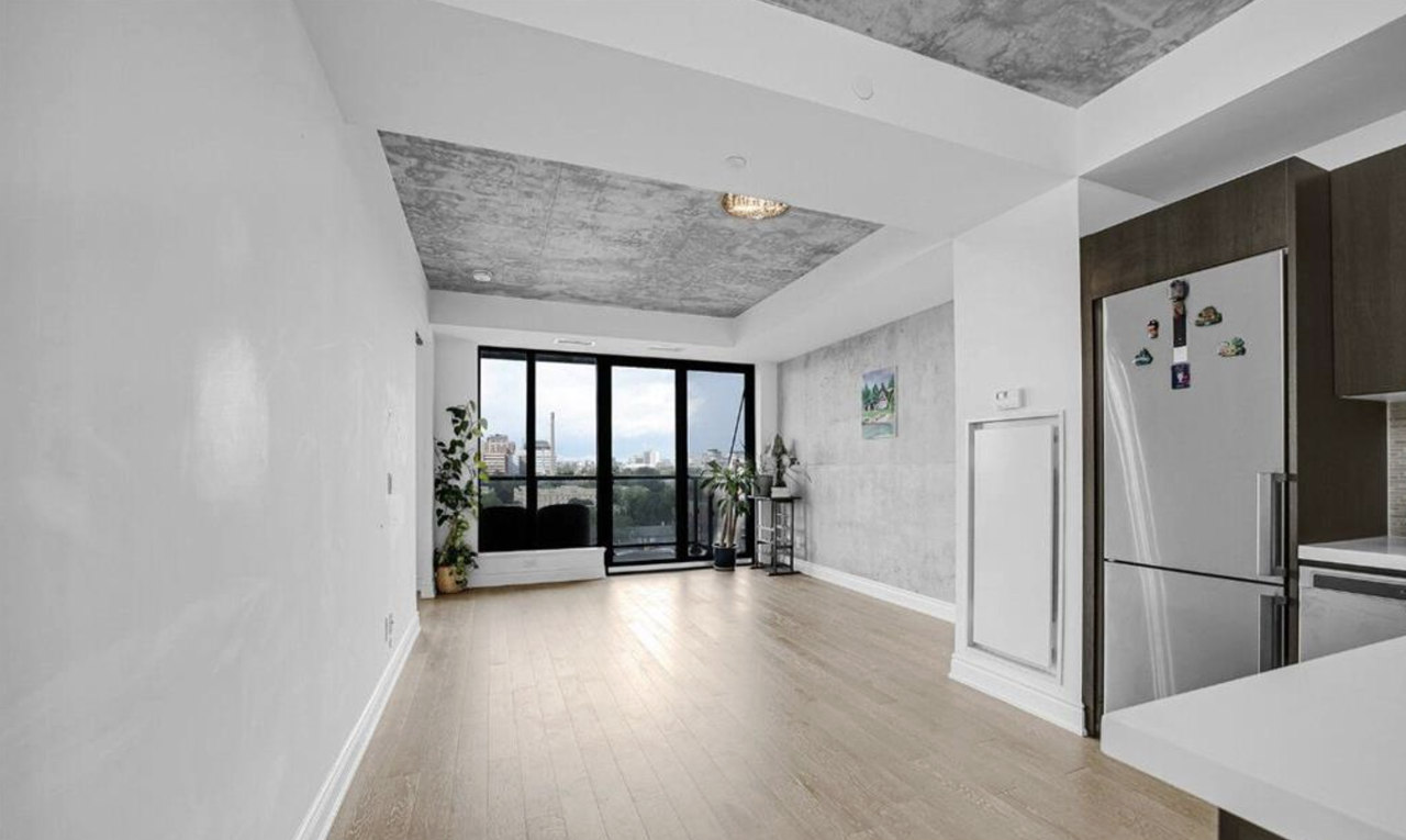 Bathurst St & Richmond St W - Photo 5 of 11