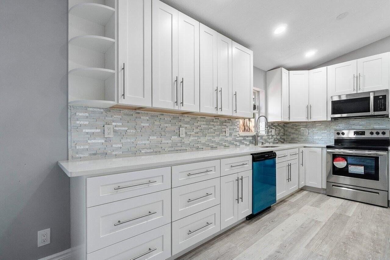 5213 Blueberry Hill Ave - Photo 5 of 13