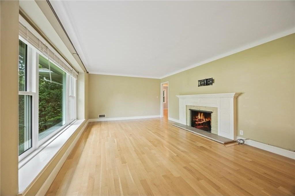 3200 Chase Dr - Photo 7 of 50