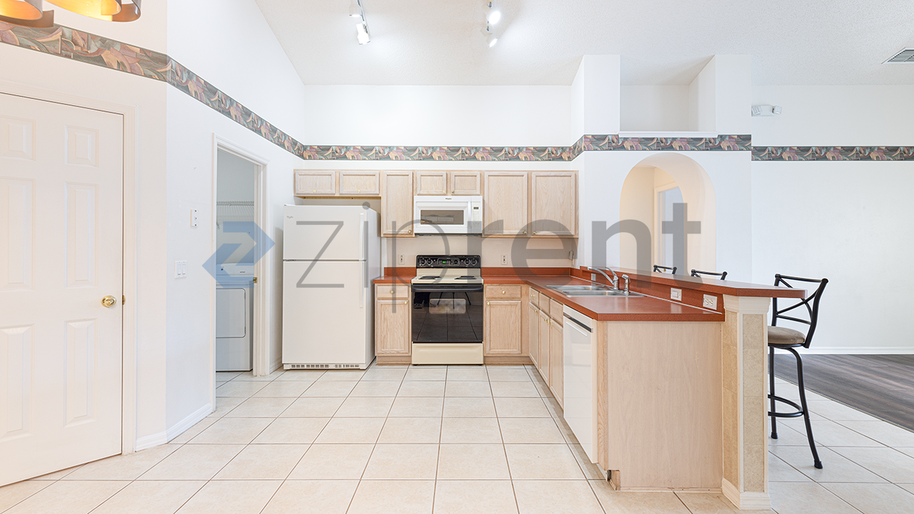 663 Eagle Pointe S - Photo 5 of 19