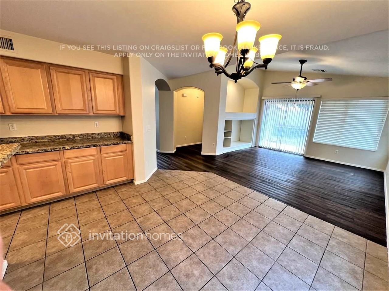 1673 W Appaloosa Way - Photo 7 of 27