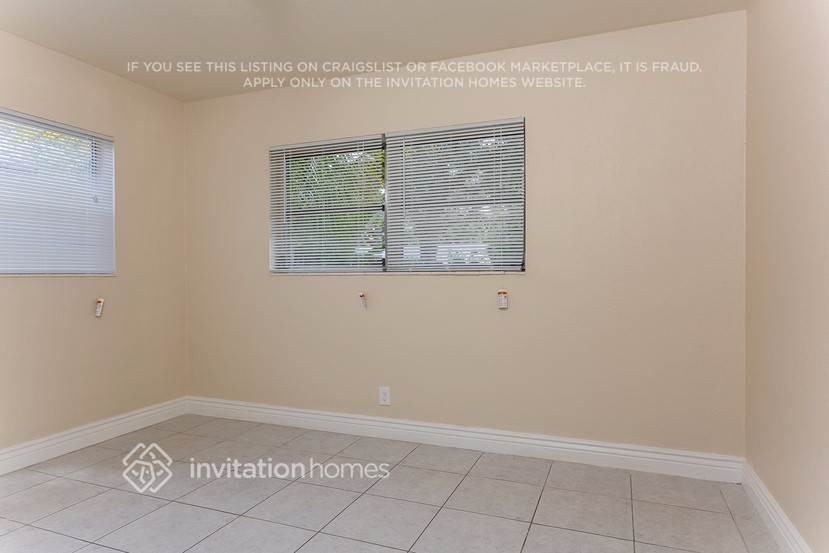 1443 Sw 10th St - Photo 6 of 15