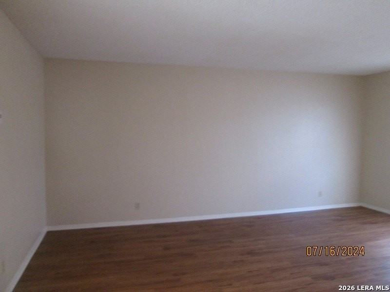 4431 Myrna Dr - Photo 6 of 18