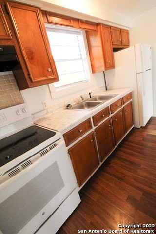 12095 Park Road 37 #A - Photo 5 of 15