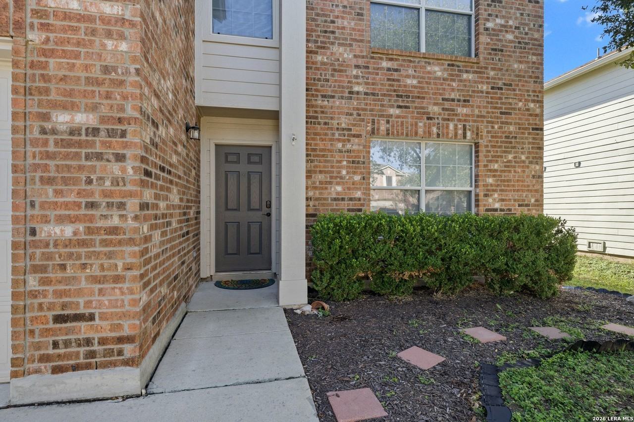 11126 Acuff Sta - Photo 5 of 37