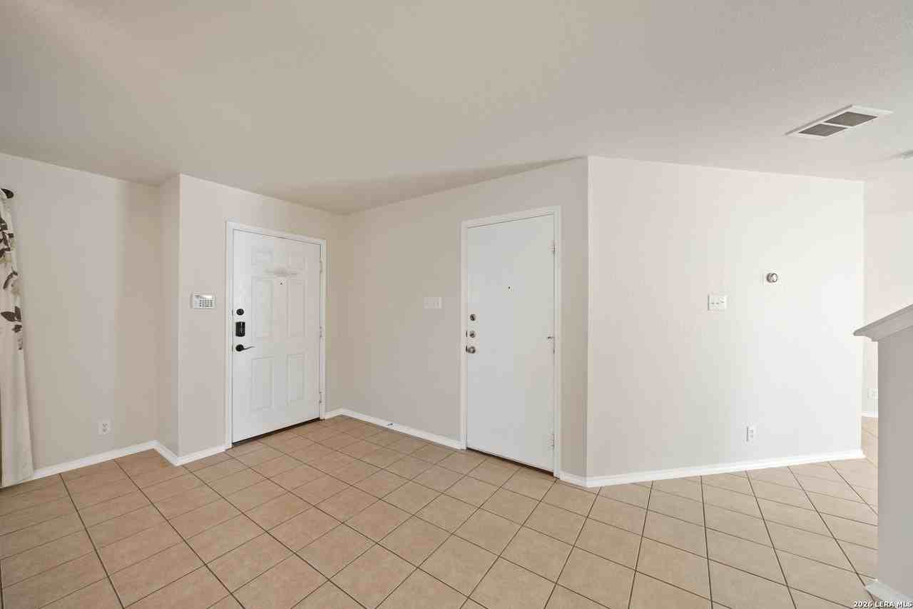 11126 Acuff Sta - Photo 6 of 37