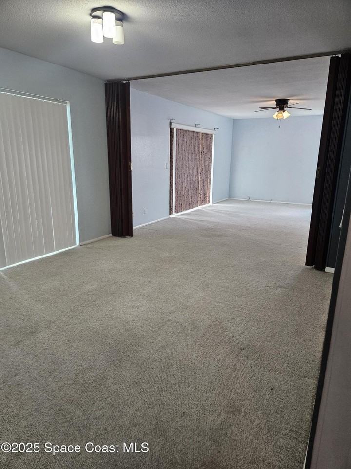 955 Beechfern Ln - Photo 3 of 32