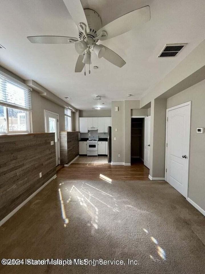 23 Midland Rd - Photo 2 of 19