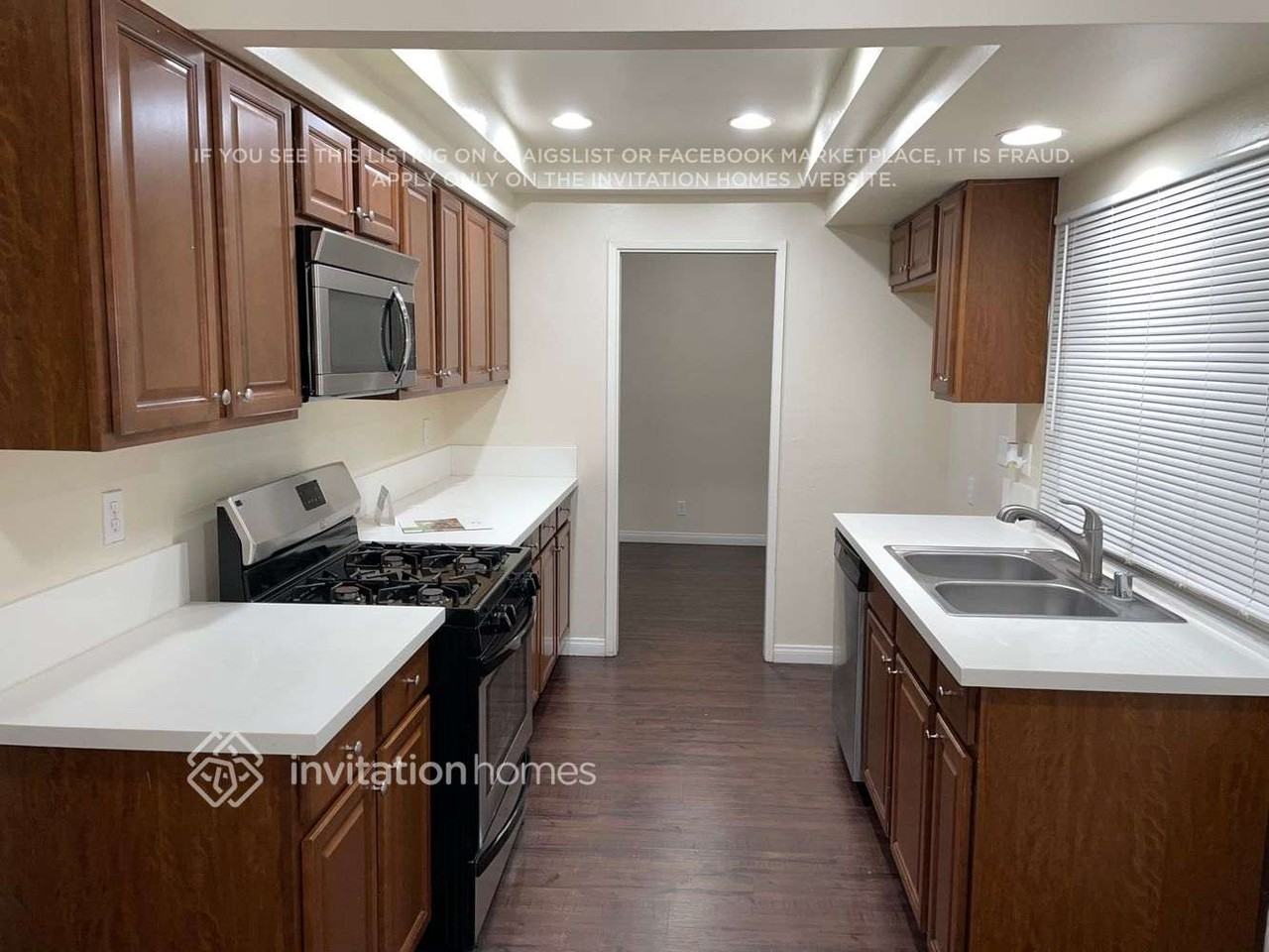 19359 Green Mountain Dr - Photo 3 of 8