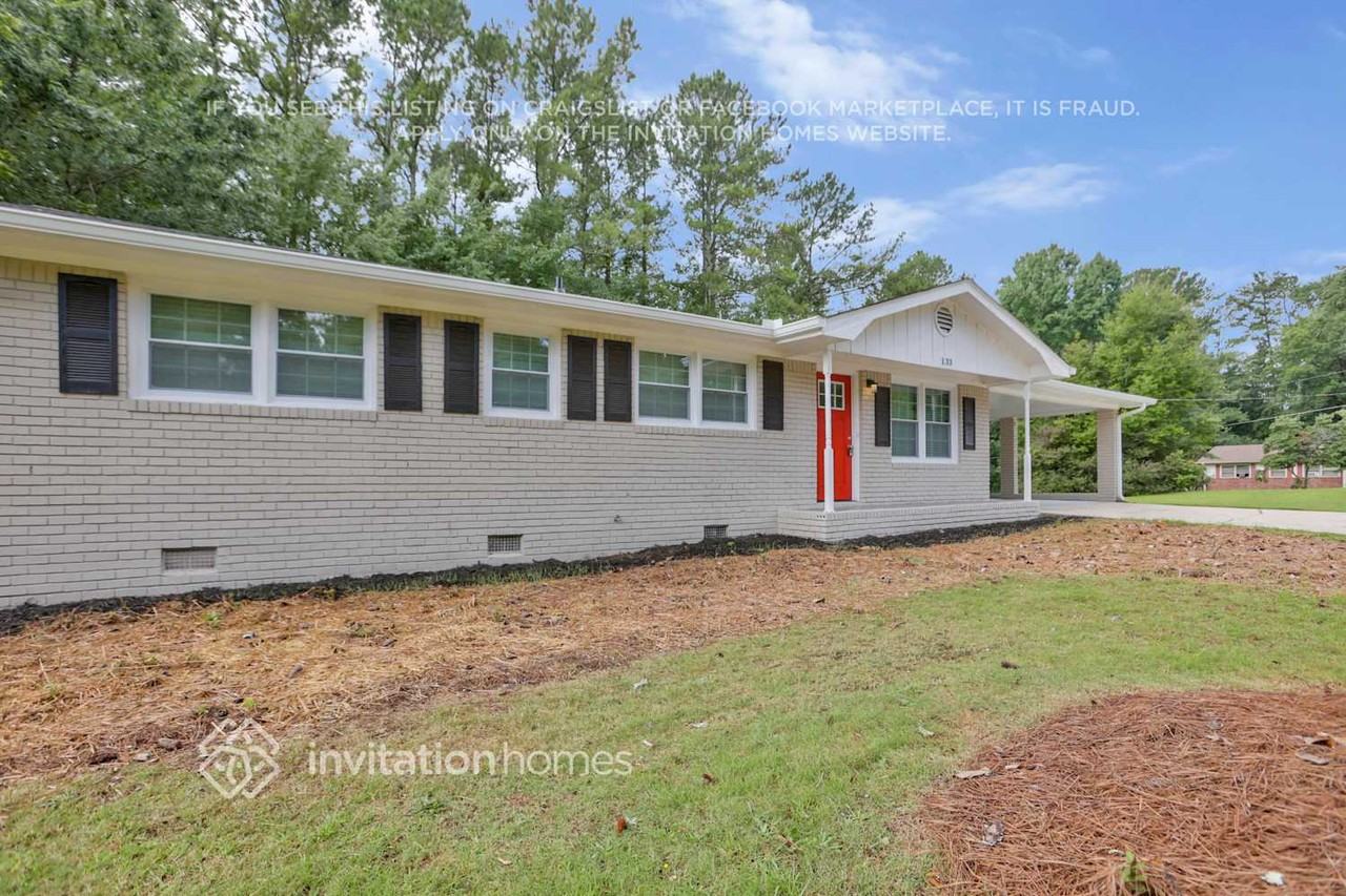 133 Rosewood Dr - Photo 3 of 25