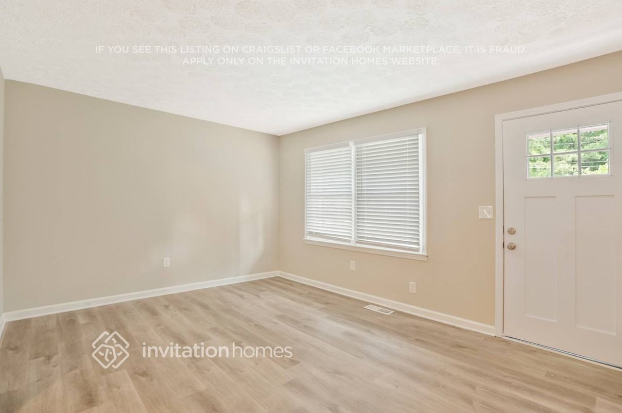 133 Rosewood Dr - Photo 5 of 25