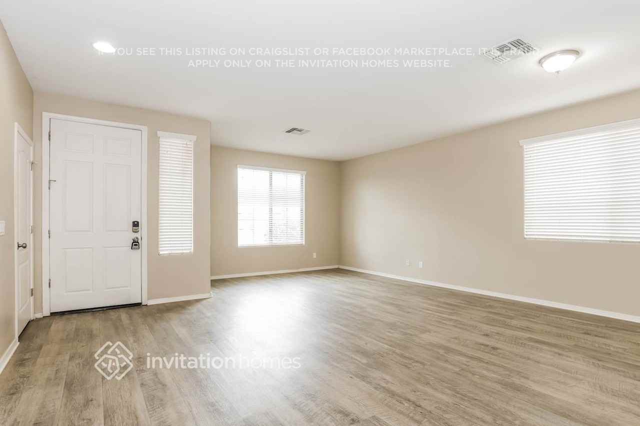 11855 W Monte Vista Rd - Photo 3 of 17