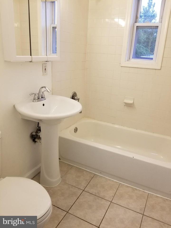 3865 Halley Ter Se Apt 304 #304 - Photo 7 of 11