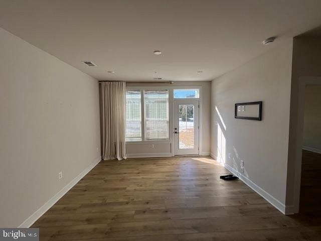 306 Bayberry Dr - Photo 2 of 15