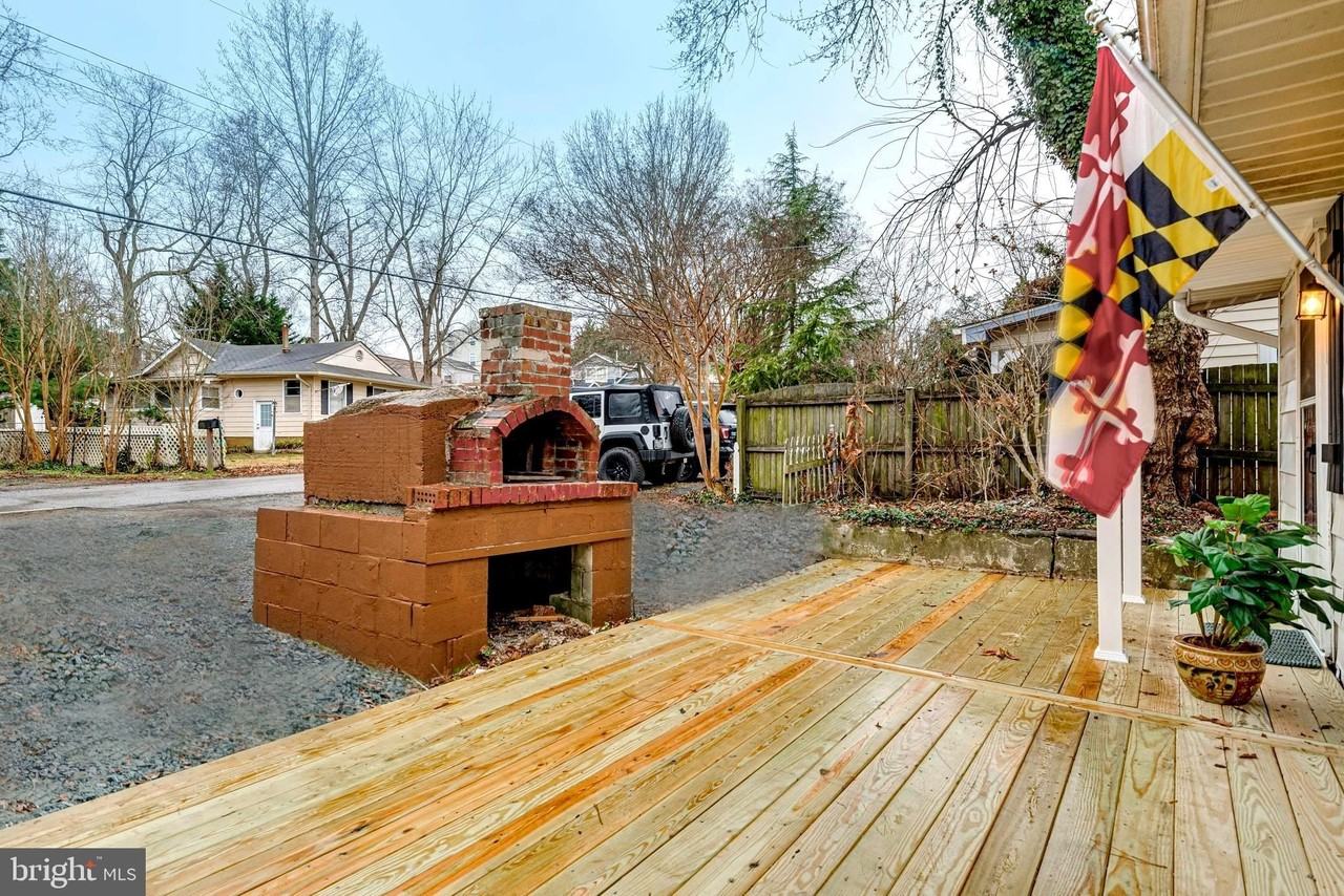 21 Elm Rd - Photo 4 of 43