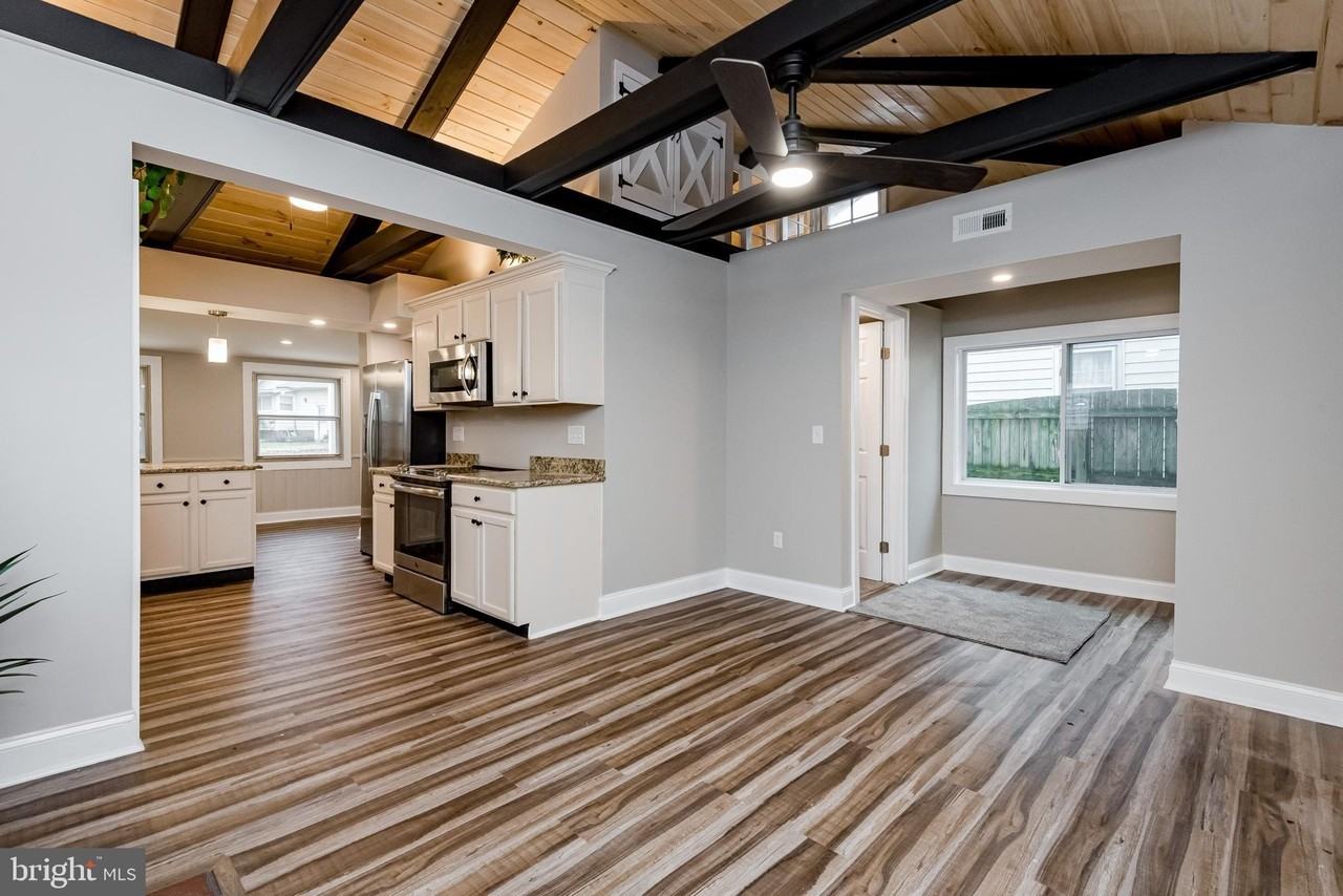 21 Elm Rd - Photo 5 of 43