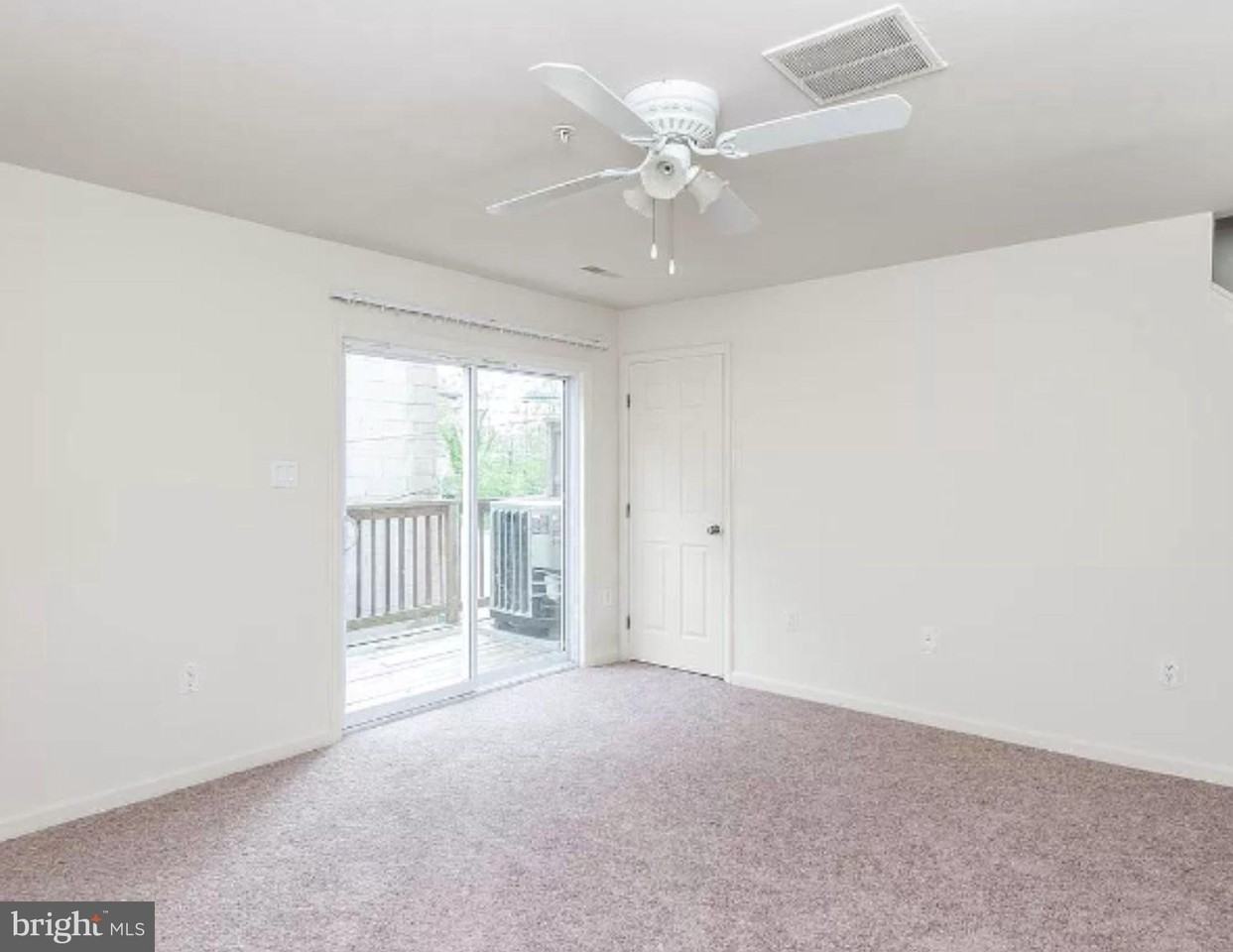 5235 Crowson Ave Unit 6 #6 - Photo 4 of 40