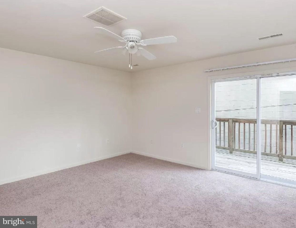 5235 Crowson Ave Unit 6 #6 - Photo 5 of 40