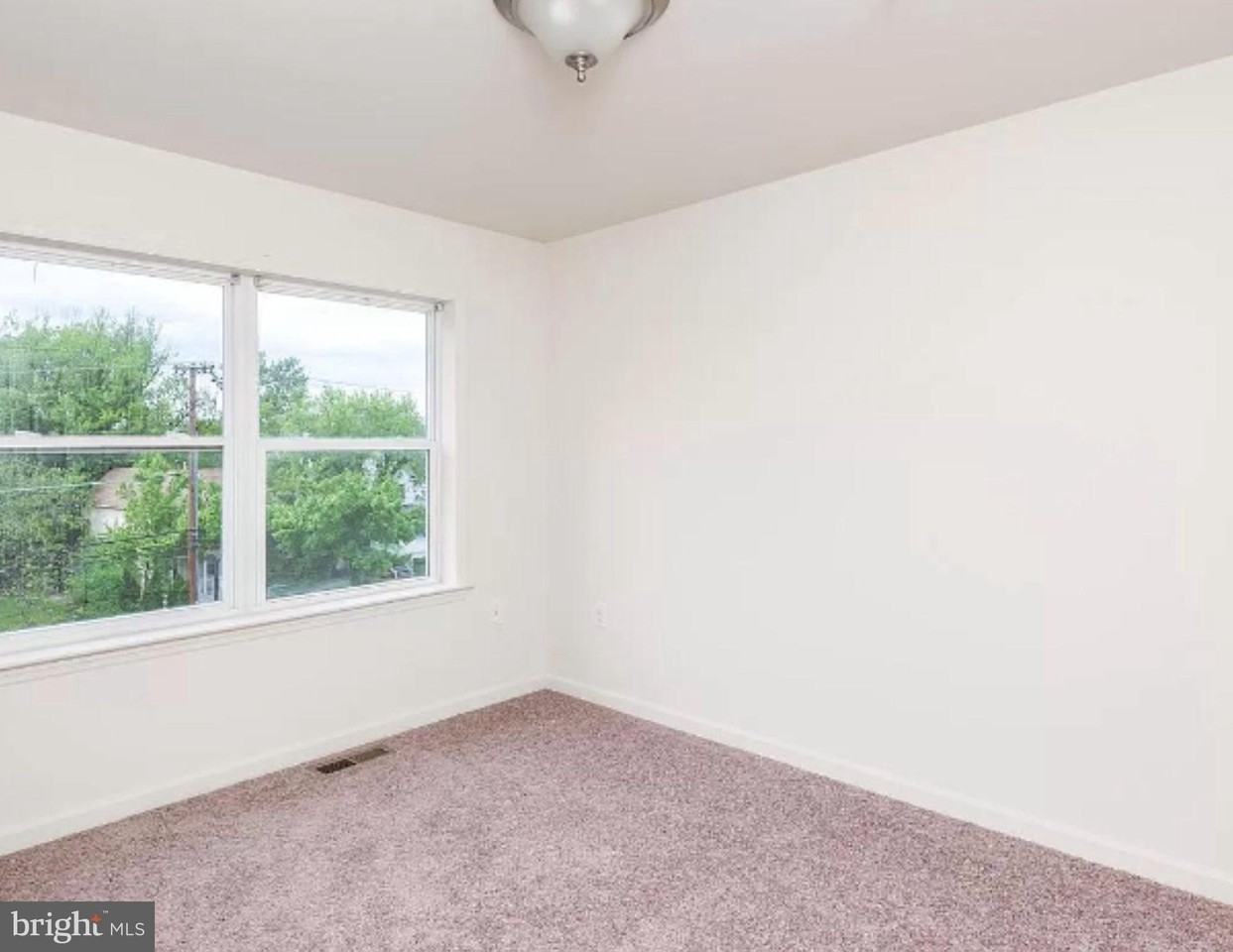 5235 Crowson Ave Unit 6 #6 - Photo 7 of 40