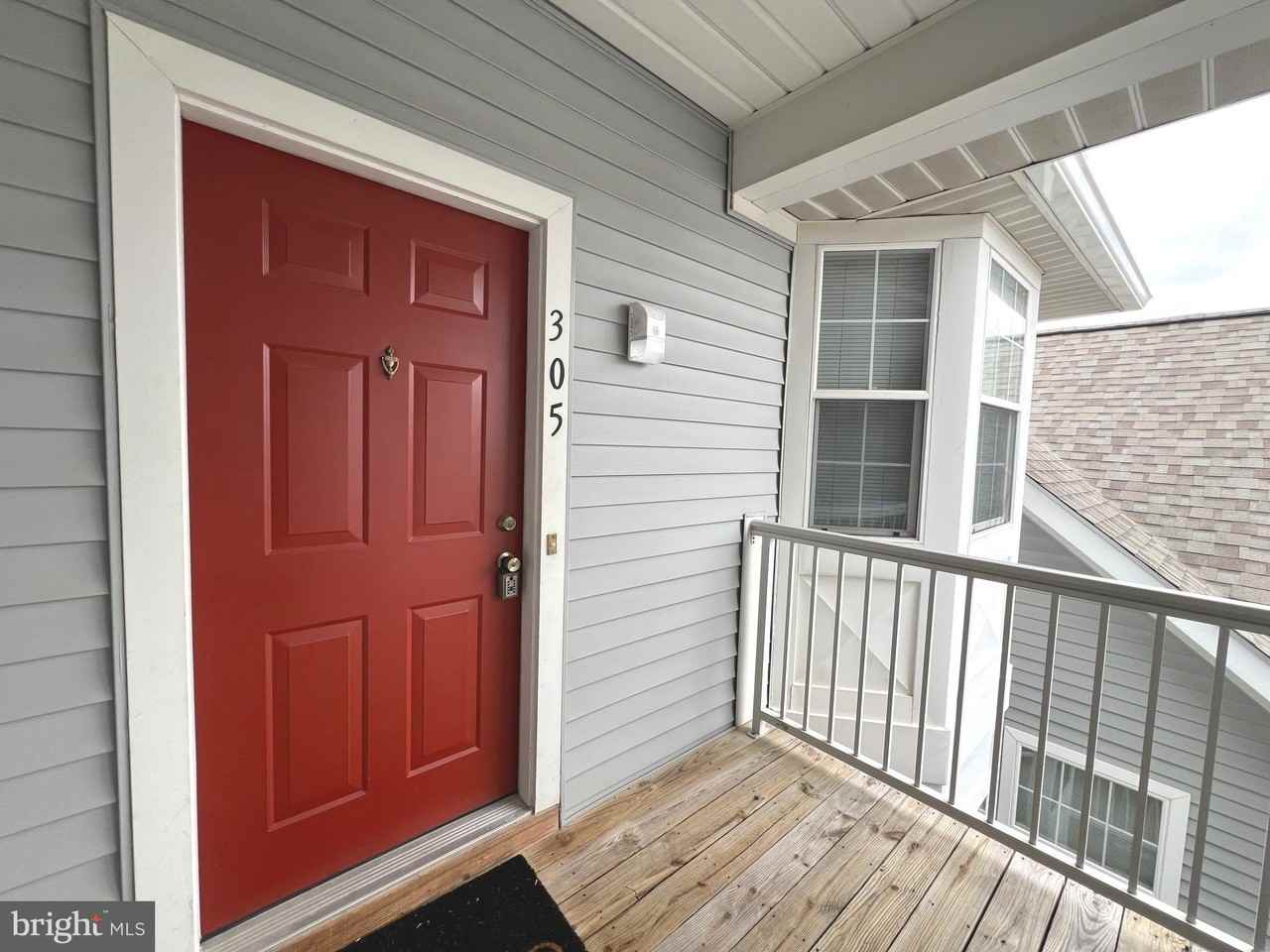 5000 Hollington Dr Unit 305 #305 - Photo 2 of 30