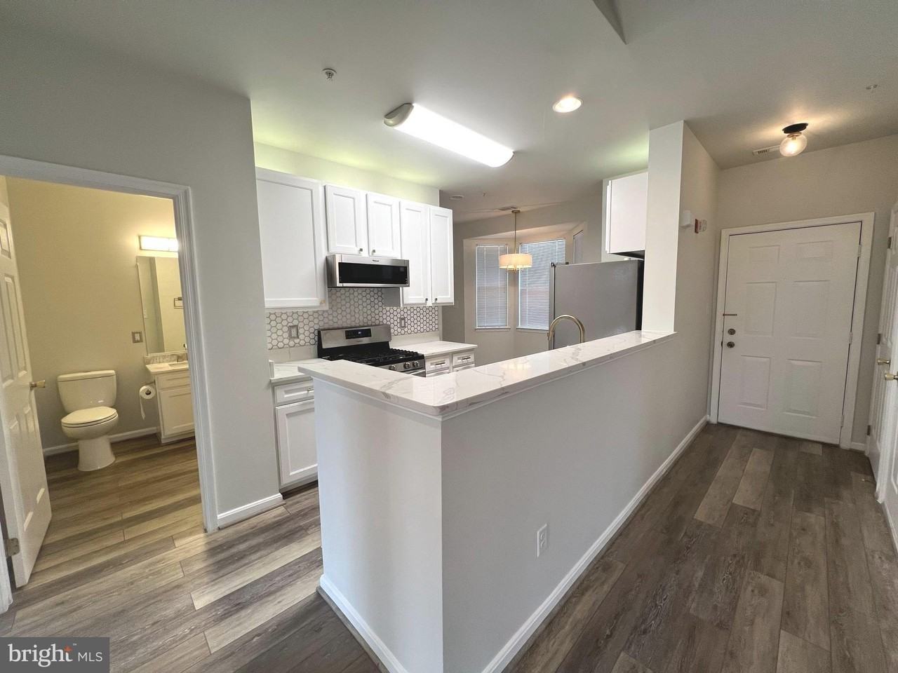 5000 Hollington Dr Unit 305 #305 - Photo 5 of 30