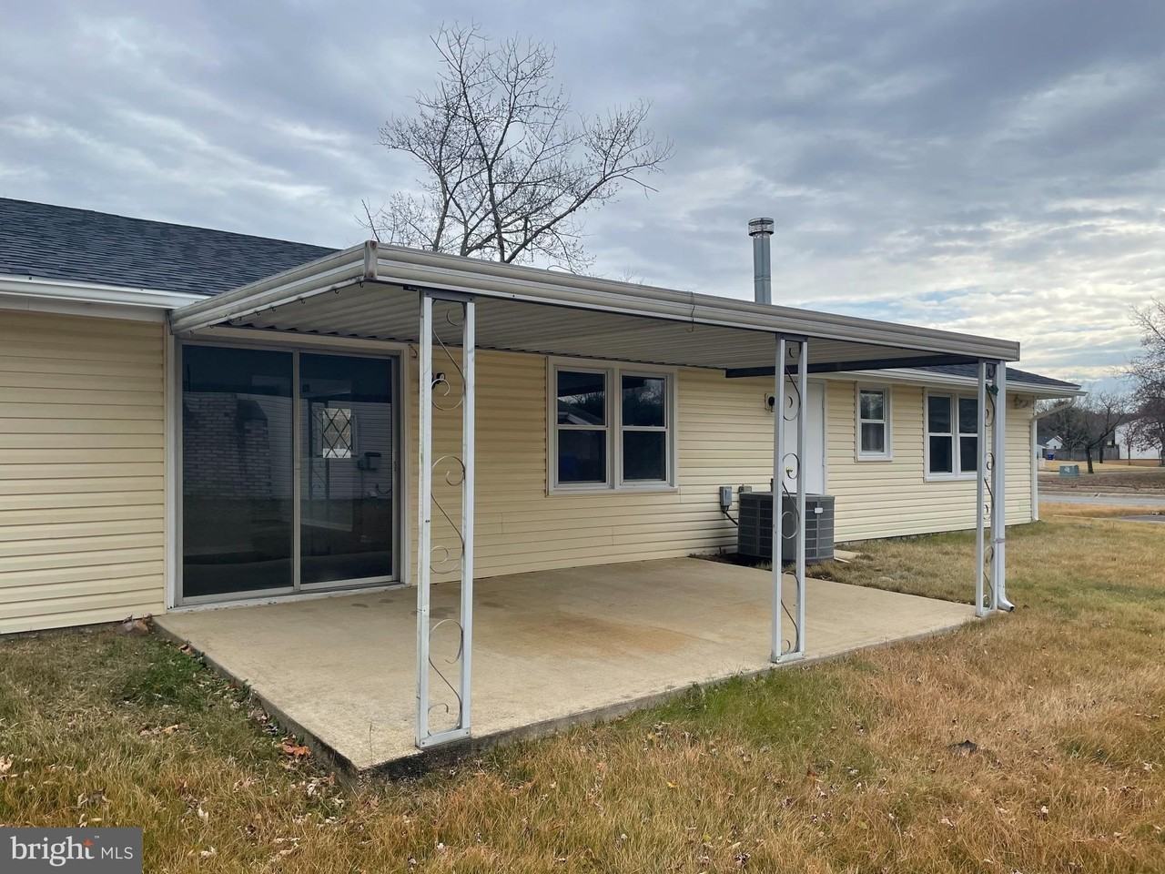 1922 Michael Rd - Photo 3 of 27