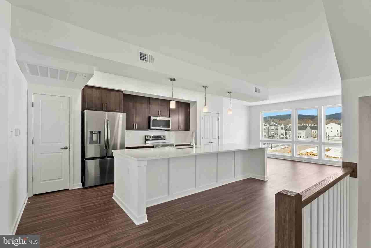 714 Iron Forge Rd Unit D - Photo 6 of 47