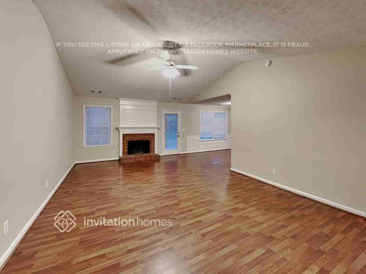 1285 Norwalk Trce - Photo 3 of 13