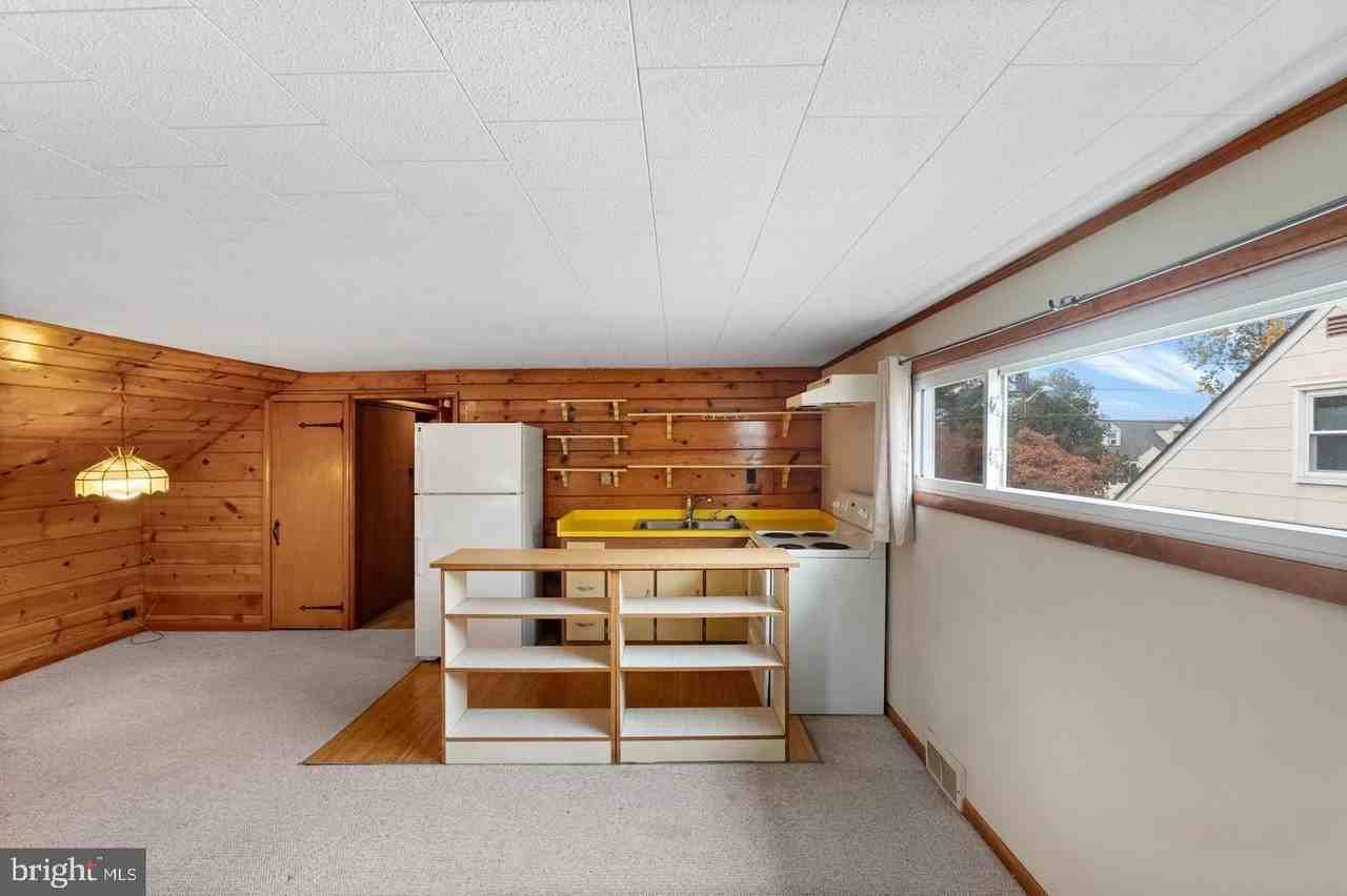 6324 Roosevelt Ave - Photo 7 of 15