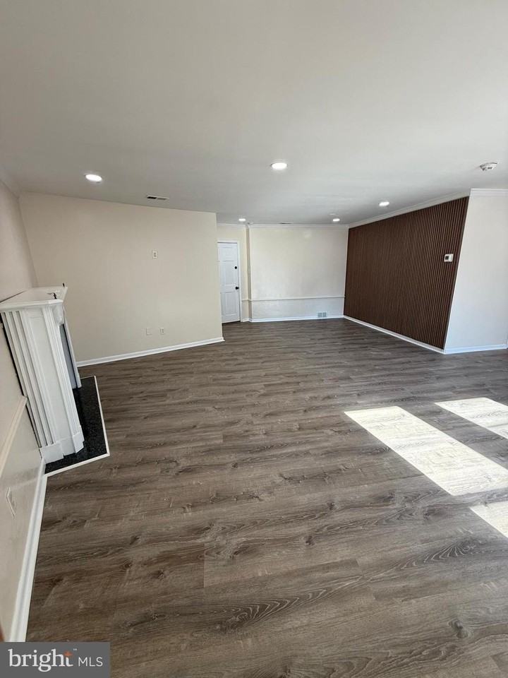 7801 Montgomery Ave Apt 1 #1 - Photo 3 of 23