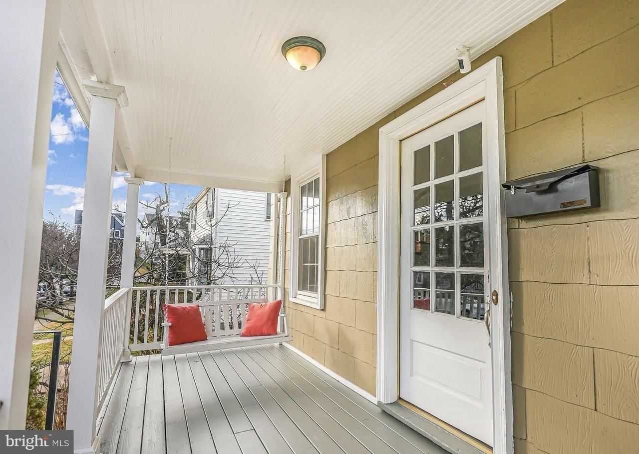 114 N Cleveland St - Photo 3 of 28