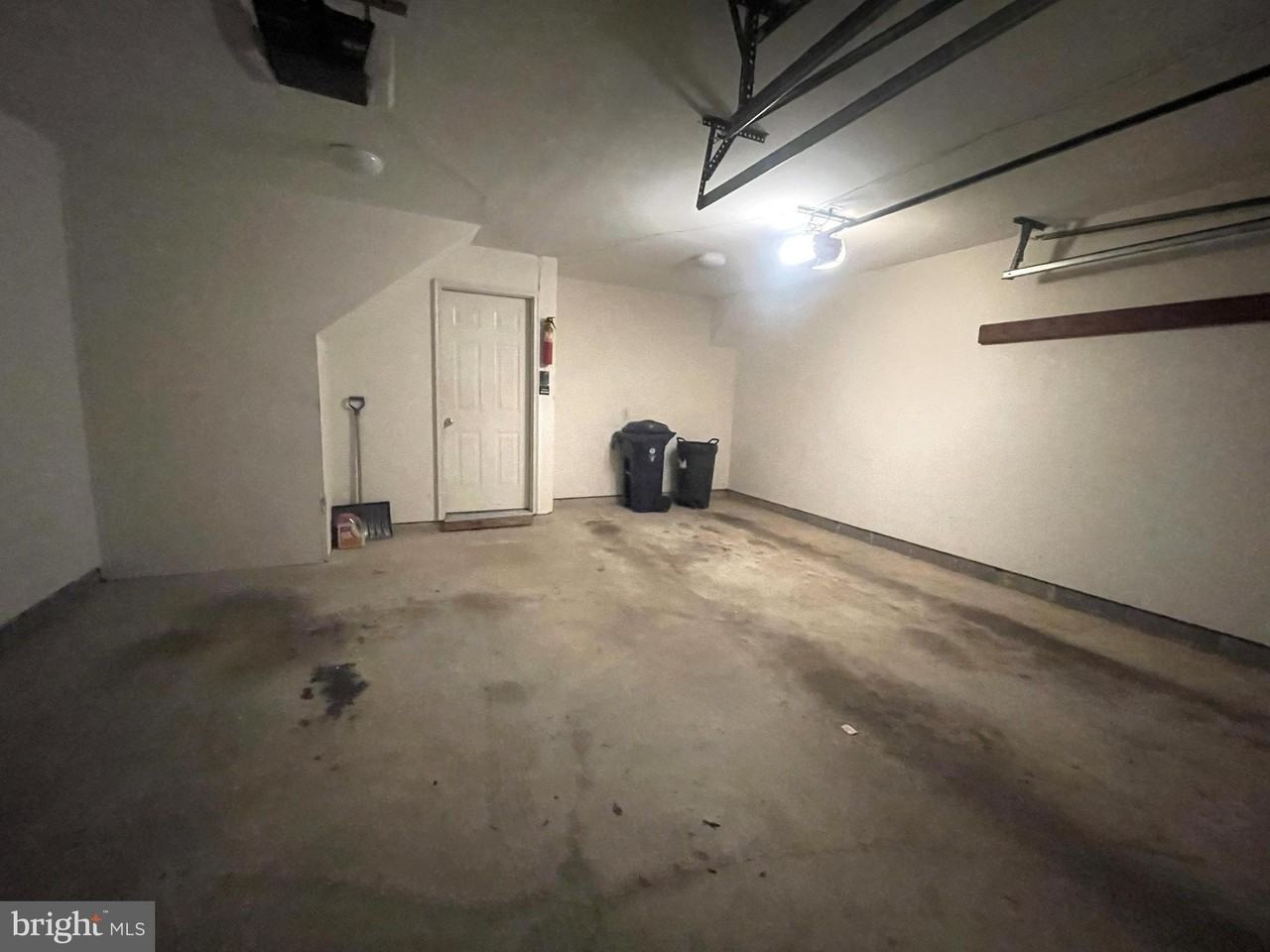 2450 Garnett Dr - Photo 6 of 37