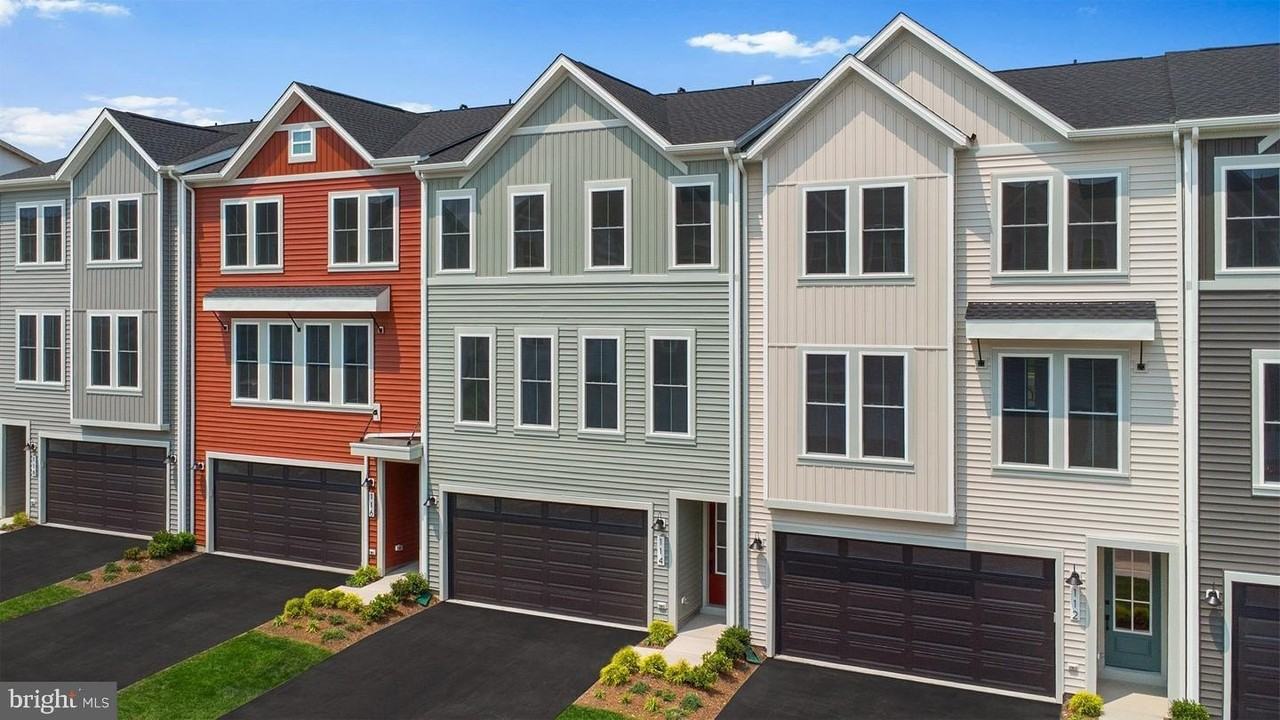 114 Galaxy Pl - Photo 4 of 50