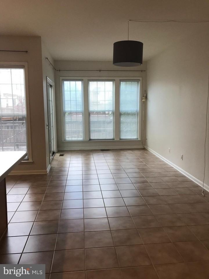 6347 Dunn Ct - Photo 3 of 7