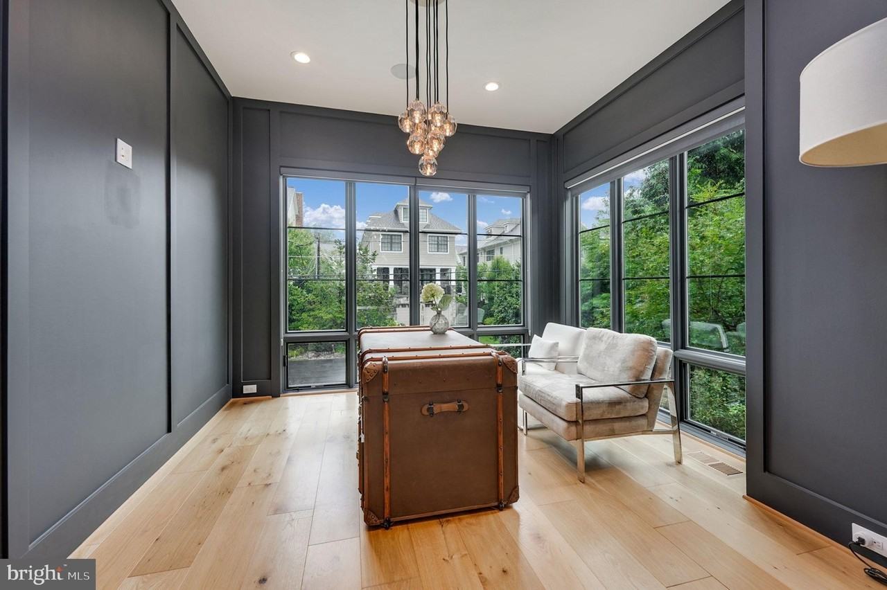 1452 Buena Vista Ave - Photo 4 of 29