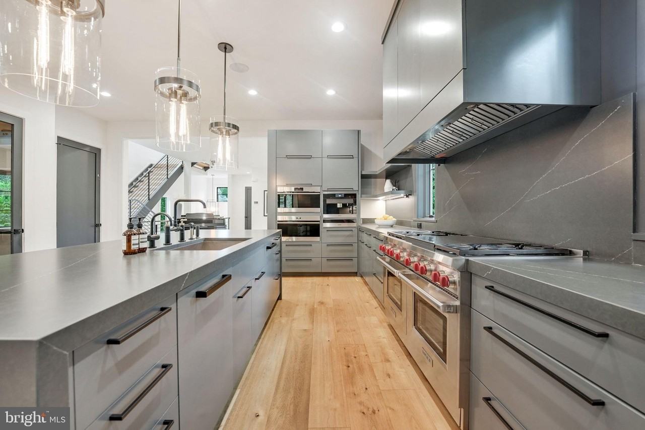 1452 Buena Vista Ave - Photo 7 of 29