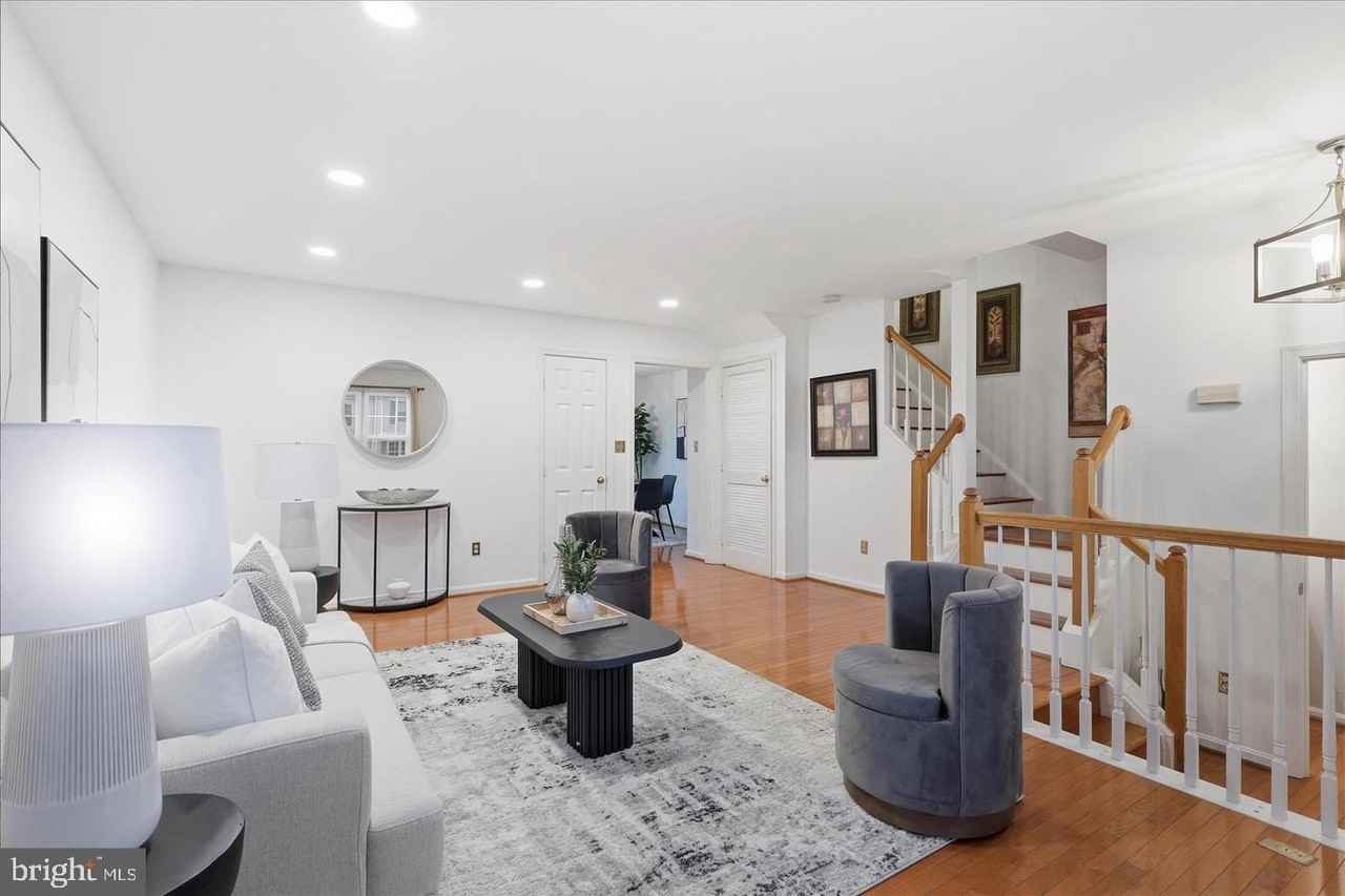 5820 Watermark Cir - Photo 2 of 20