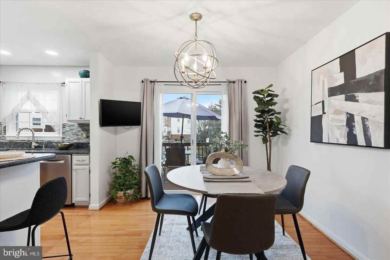 5820 Watermark Cir - Photo 5 of 20