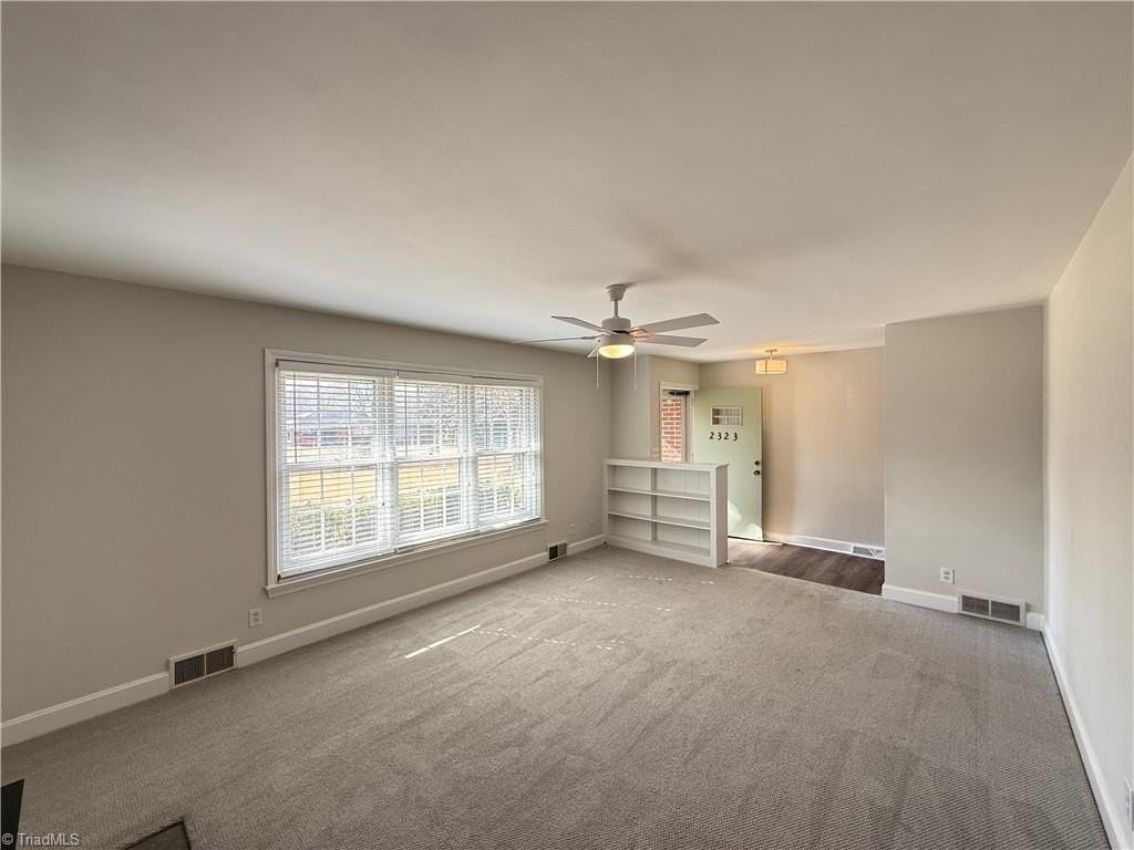 2323 Frederick Dr - Photo 6 of 19